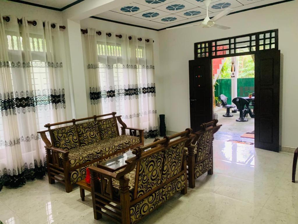 Indusara Villa بينتوتا المظهر الخارجي الصورة